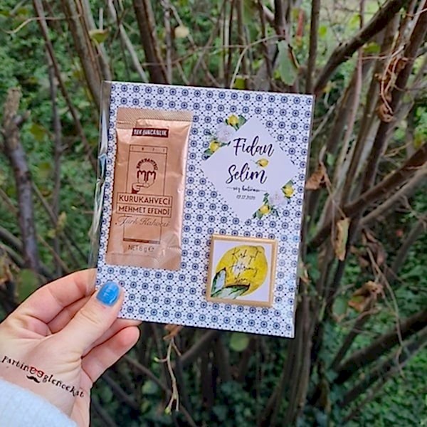 Nişan Töreninize Özel Yaratıcı Hediyelik Fikirleri