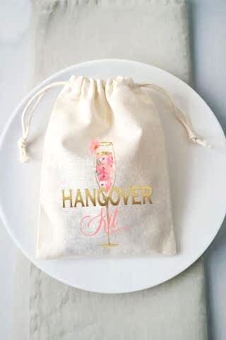 Hangover Kit Kesesi -10 Adet Şampanya Kadehi Konsept