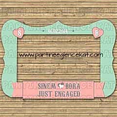 İsme Özel Nişan Hatıra Fotoğraf Çekilme Çerçevesi - 1208