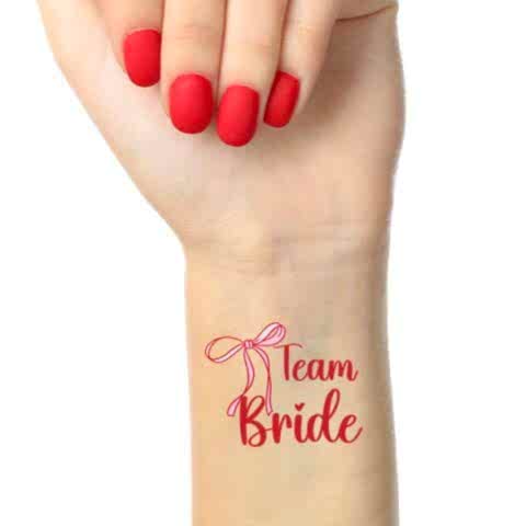 Kırmızı Fiyonk Konsept  Team Bride Dövme