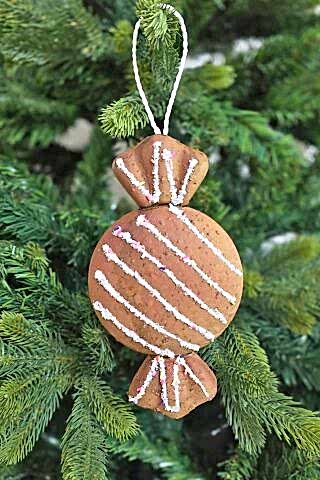 Kurabiye Görünümlü Gerçekçi Şeker Paketi Şeklinde Yılbaşı Ağaç Süsü 18cm