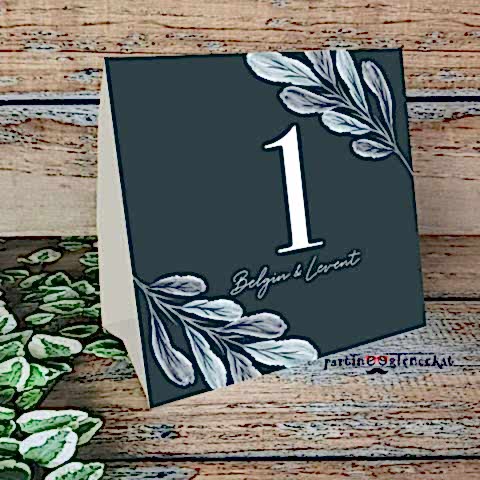 Zarif Yapraklı Konsept Masa Numara Kartı