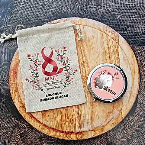 Tek Tek İsimli 8 Mart Kadınlar Günü Hediyesi Metal Ayna Kırmızı Çiçekler