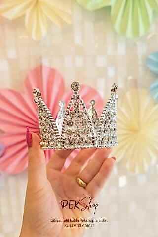 Mini Gümüş Pasta Tacı Altın Taşlı Lüks Pasta Tacı