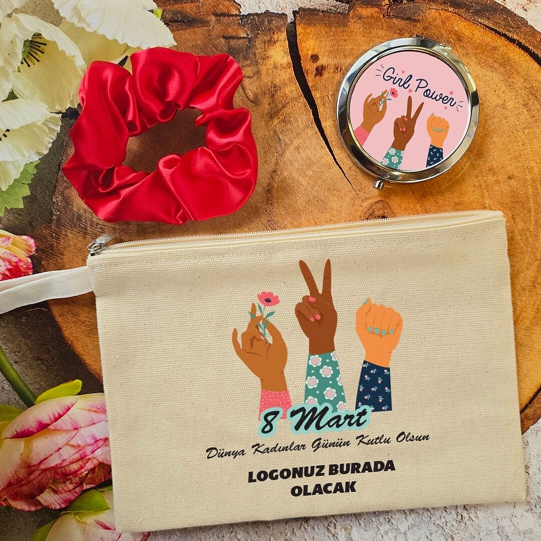 Metal Aynalı Kadınlar Günü Hediye Seti Girl Power 8 Mart Hediyelik Ayna Toka Çanta