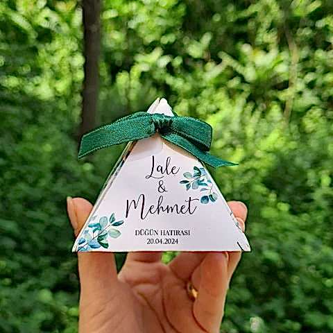 Retro Okaliptus Konsept Piramit Şekilli Nikah Şekeri