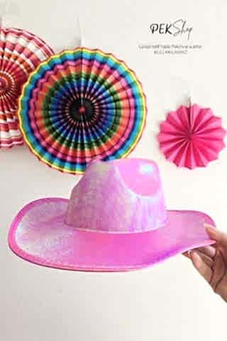 Pembe Kovboy Şapkası