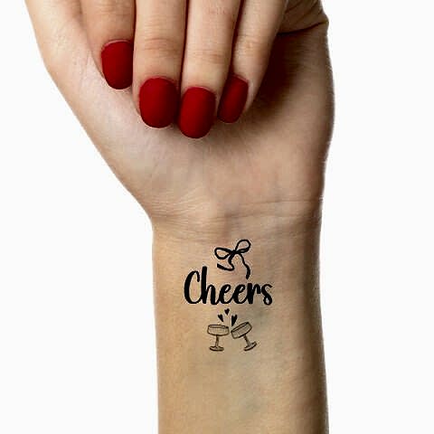 Siyah Zarif Fiyonk Konsept Cheers Dövme