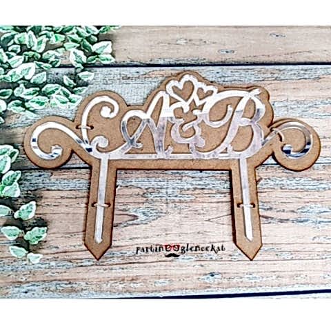 Baş Harf Konsept Pasta Üstü İsimli Süs