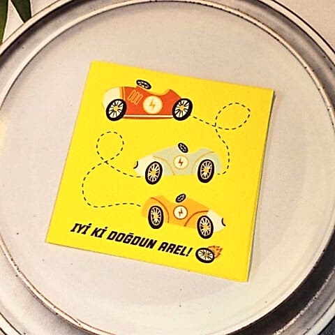 Araba Konsept Dokulu İsme Özel Kare Peçete
