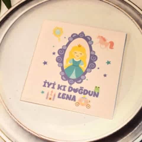 Prenses Konsept Dokulu Pembe İsme Özel Kare Peçete