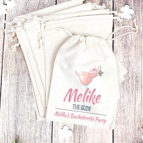 Tek Tek İsimli Çiçekli Rose Konsept Baskılı Bez Kese