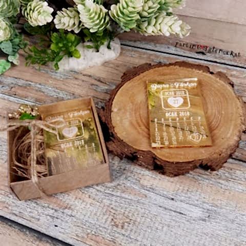 Altın Ayna Takvim Konsept Pleksi Magnet