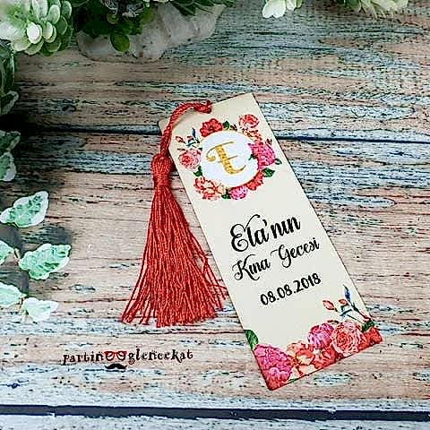 Çiçekli Konsept Hediyelik Kitap Ayracı