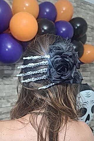 Çiçekli Parlak İskelet Eli Cadılar Bayramı Tokası Halloween Saç Tokası Aksesuarları