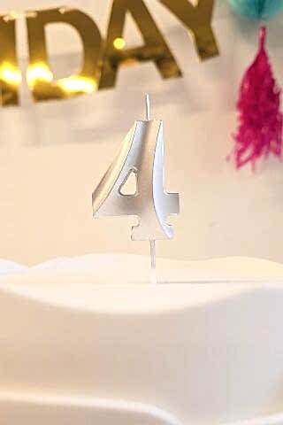 4 Yaş Gümüş Mum Rakam Pasta Mumu Yaş Mum Gümüş Renk