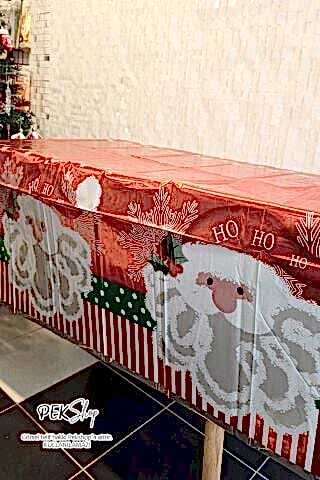 Kırmızı Yılbaşı Noel Baba Desenli Masa Örtüsü