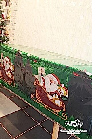 Yeşil Yılbaşı Desenli Masa Örtüsü Yılbaşı Masa Süsleri 137x183cm