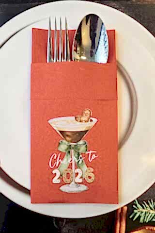 Kumaş Dokulu Kırmızı Kadehte Kurabiye Adam Tasarım Cepli Yılbaşı Peçetesi 6lı Paket