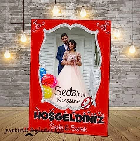 Gümüş Glitter-Kırmızı Konsept Fotoğraflı Kına Gecesi Panosu