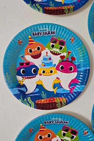 Baby Shark Karton Tabak 8 li Paket