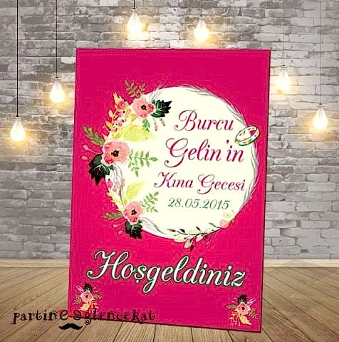 Fuşya Konsept Kına Gecesi Panosu