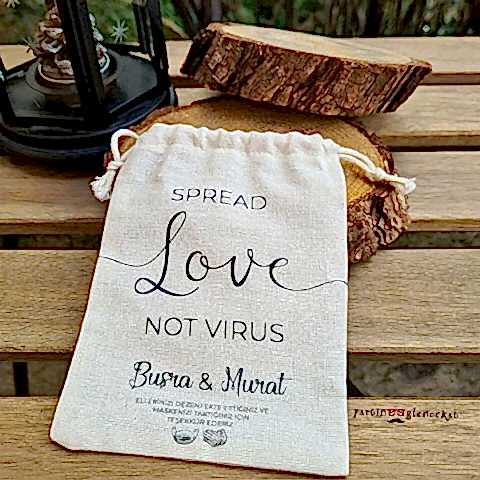 Spread Love Konsept İsimli Baskılı Kese