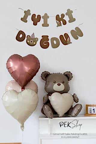 Ayıcık Konsept Doğum Günü Süsleme Seti Oturan Kalpli Ayıcık , Retro Kalp Balonlar Ve Ayı Tema İyi Ki Doğdun Banner