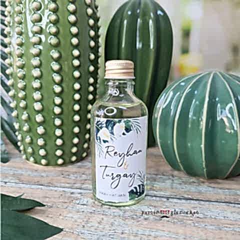 Monstera Zambak Konsept Kolonya Hediyelik