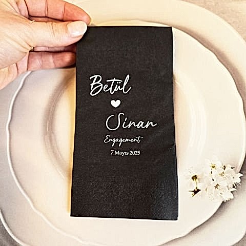 Zarif Konsept Kişiye Özel Siyah Peçete