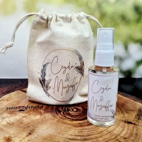 Gold Blue Yapraklı Fısfıslı Plastik Kolonya Hediyelik