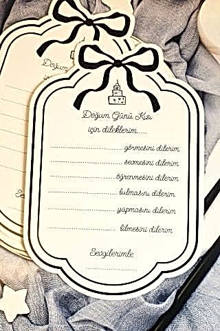 Siyah Beyaz Fiyonk Konsept Doğum Günü Kızına Dileklerim Kartı